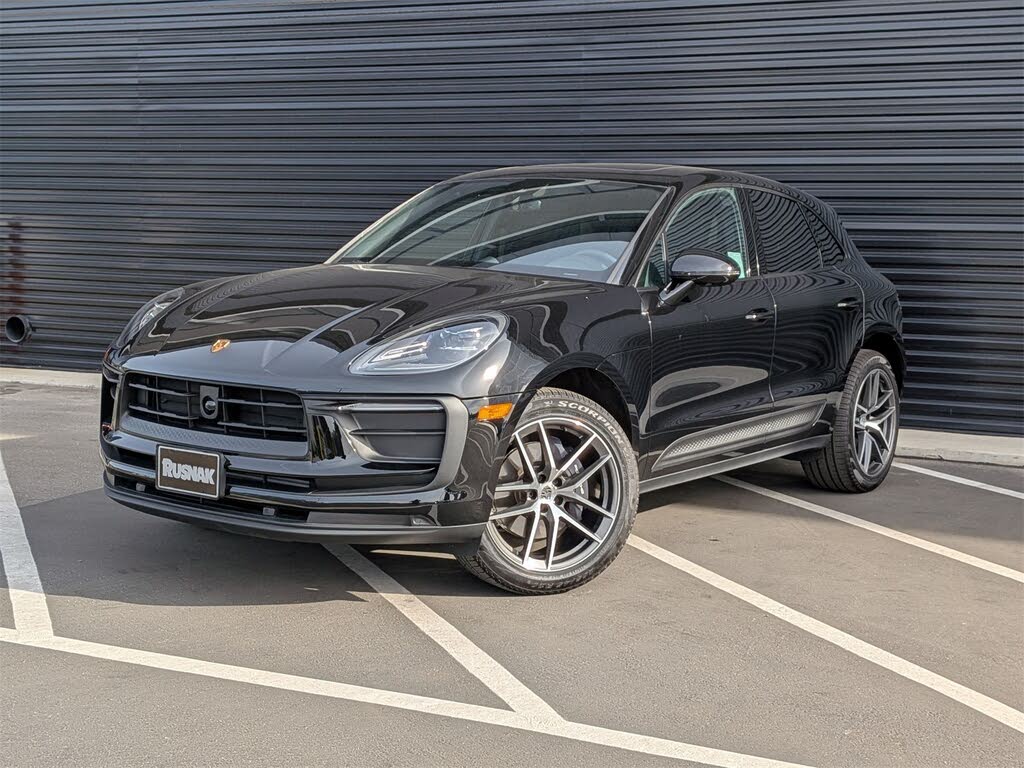 2025 Porsche Macan