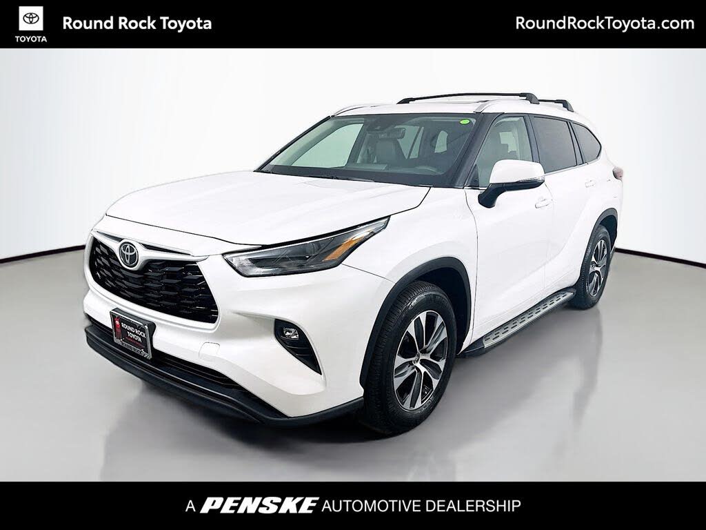 2025 Toyota Highlander XLE FWD