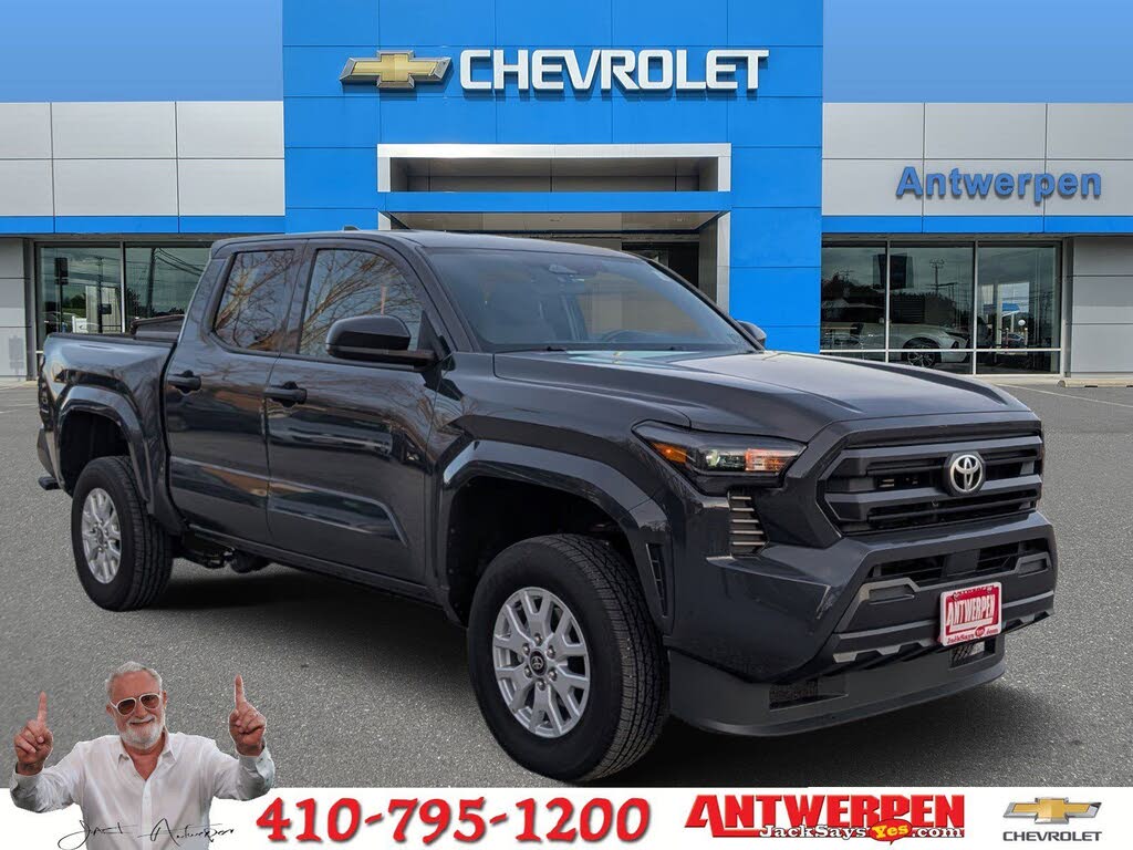 2025 Toyota Tacoma SR Double Cab 4WD