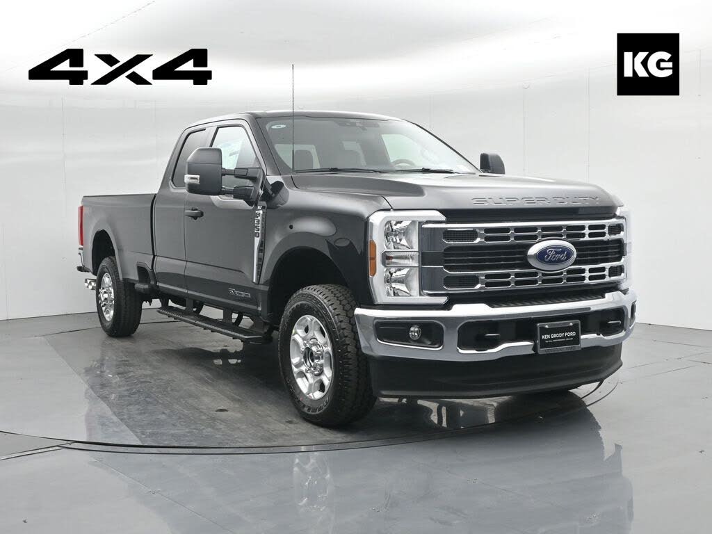 2026 Ford F-350 Super Duty XLT SuperCab 4WD