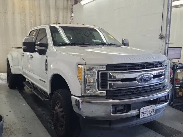 2017 Ford F-350 Super Duty XLT Crew Cab LB DRW 4WD