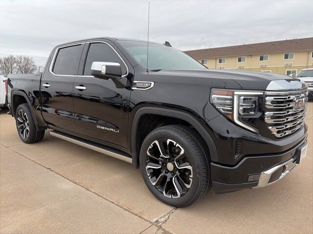 2023 GMC Sierra 1500 Denali Crew Cab 4WD