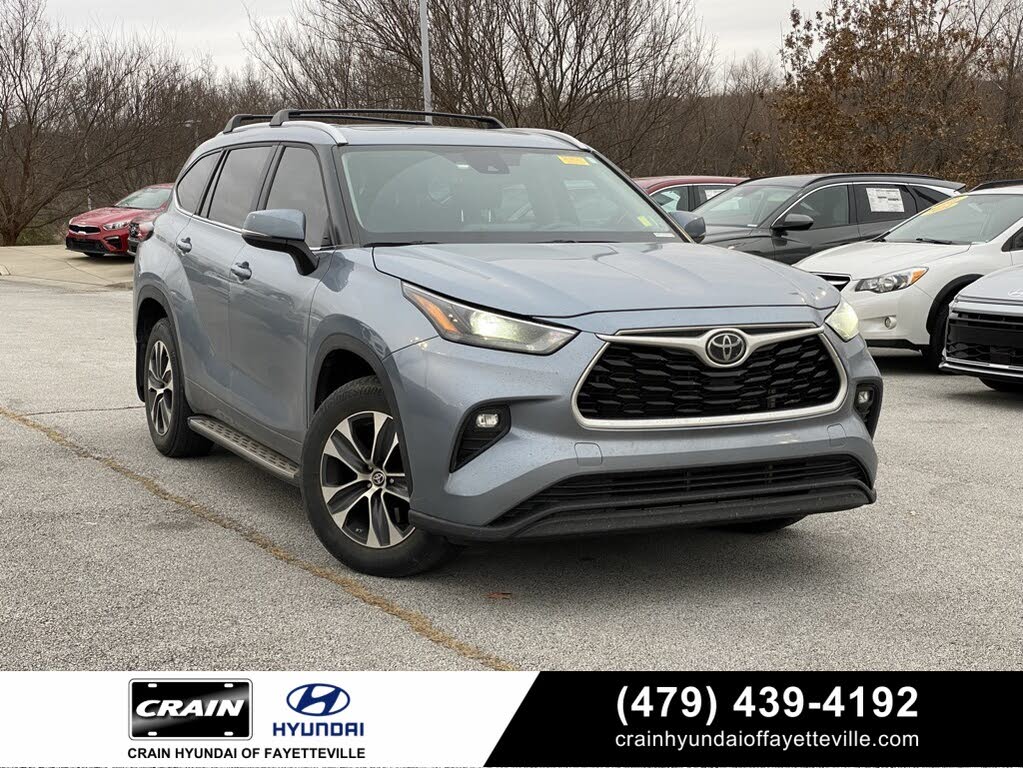 2023 Toyota Highlander XLE FWD