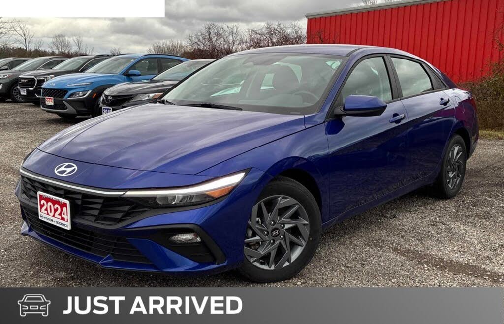 Hyundai Elantra Preferred FWD 2024
