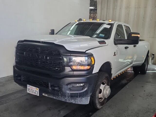 2024 RAM 3500 Tradesman Crew Cab LB DRW 4WD