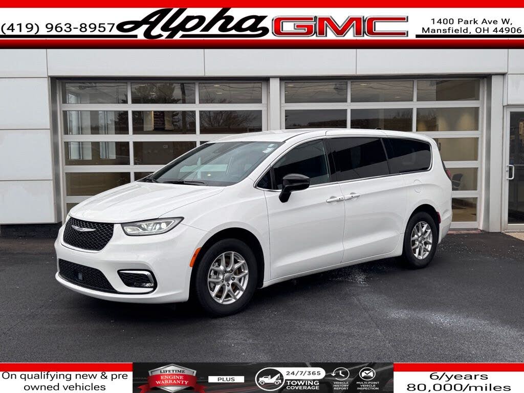 2025 Chrysler Pacifica Select FWD