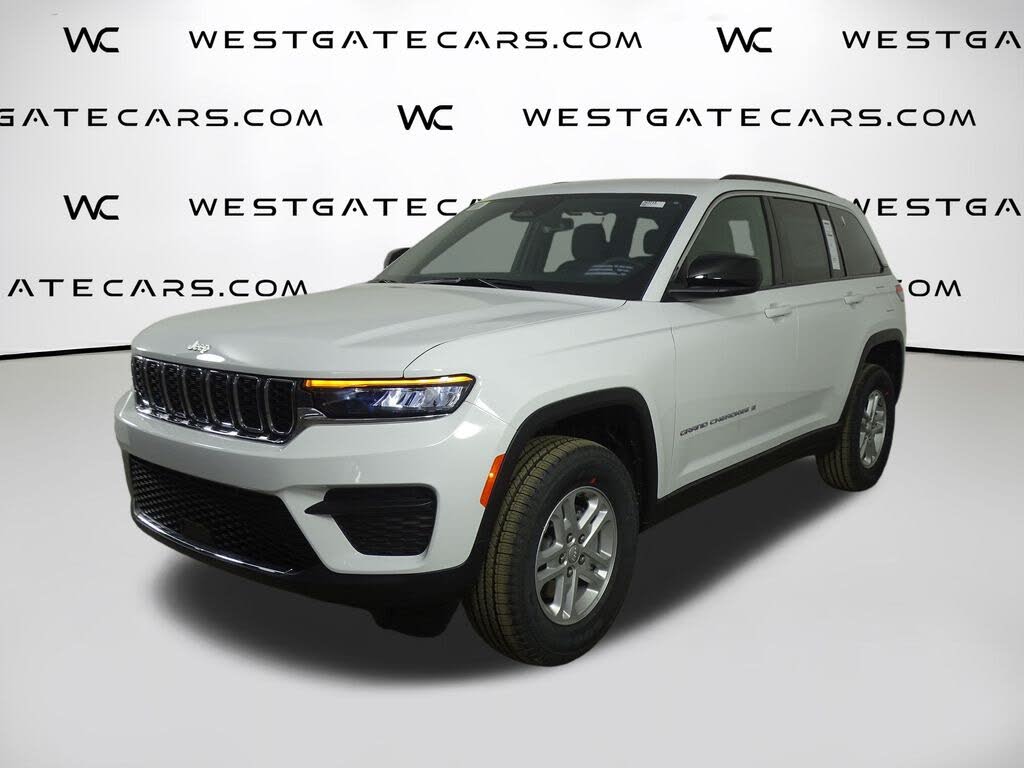 2025 Jeep Grand Cherokee Laredo RWD