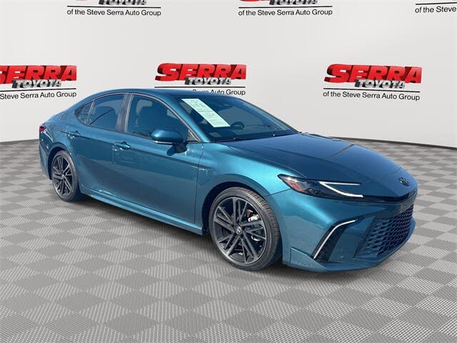 2025 Toyota Camry XSE FWD