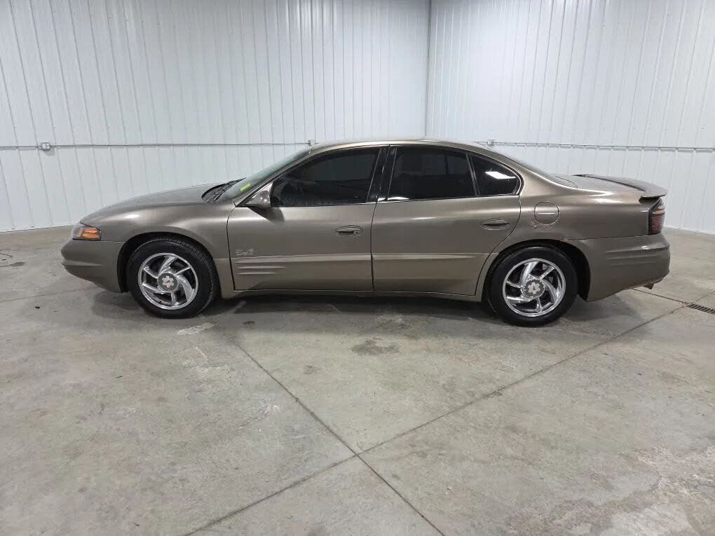 2000 Pontiac Bonneville SLE