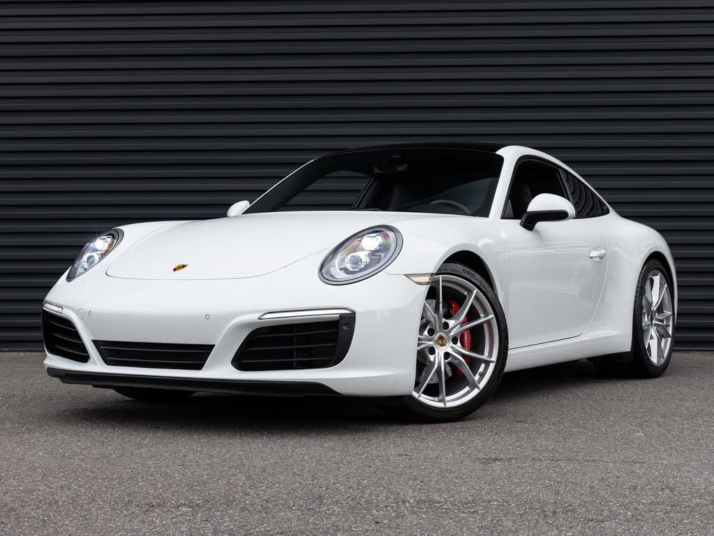 2018 Porsche 911 Carrera S Coupe RWD