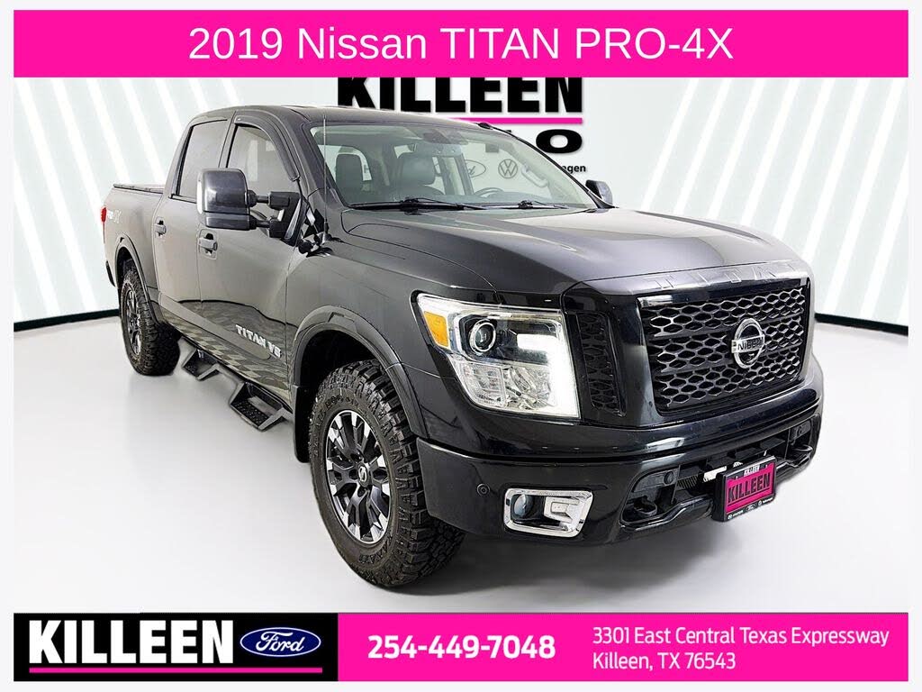 2019 Nissan Titan PRO-4X Crew Cab 4WD