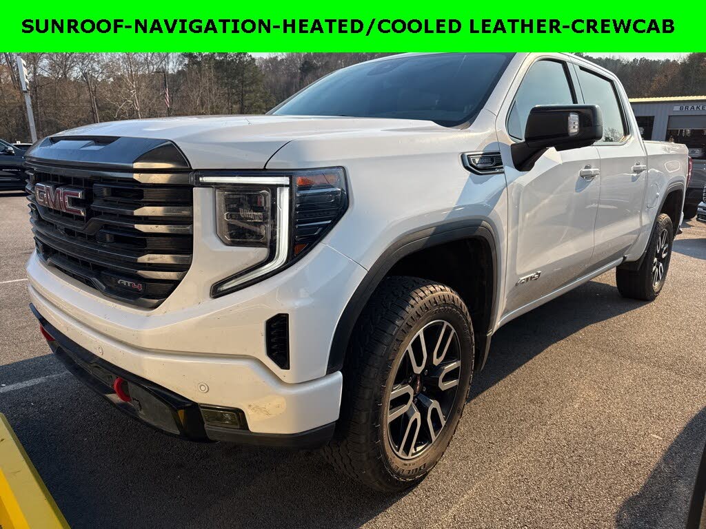 2023 GMC Sierra 1500 AT4 Crew Cab 4WD