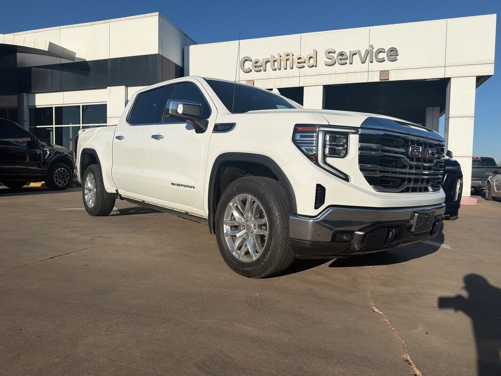2024 GMC Sierra 1500 SLT Crew Cab 4WD