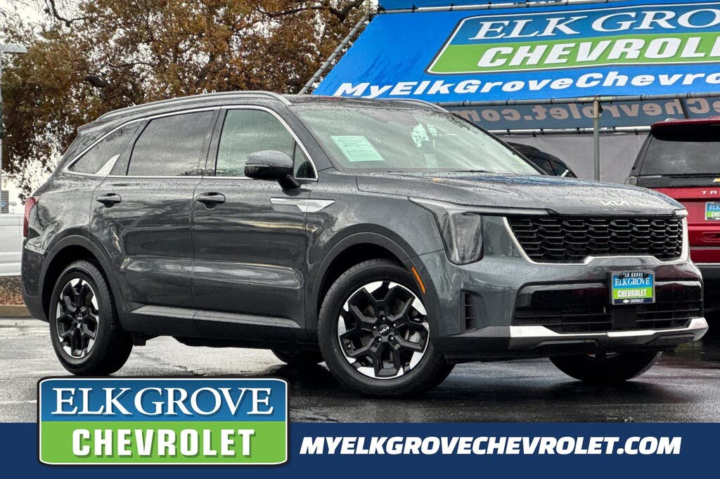 2024 Kia Sorento S FWD