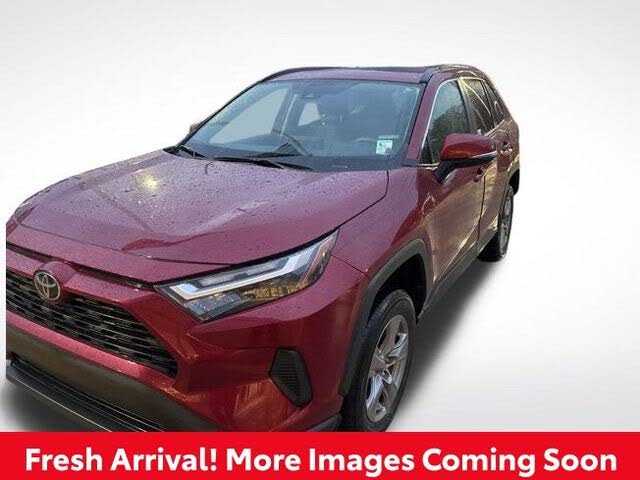 2024 Toyota RAV4 XLE FWD