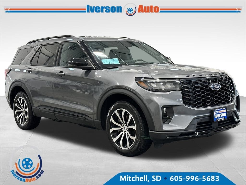 2025 Ford Explorer ST-Line AWD