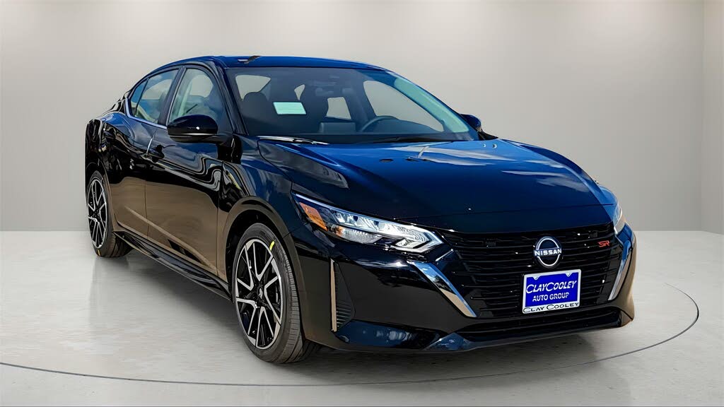 2025 Nissan Sentra SR FWD