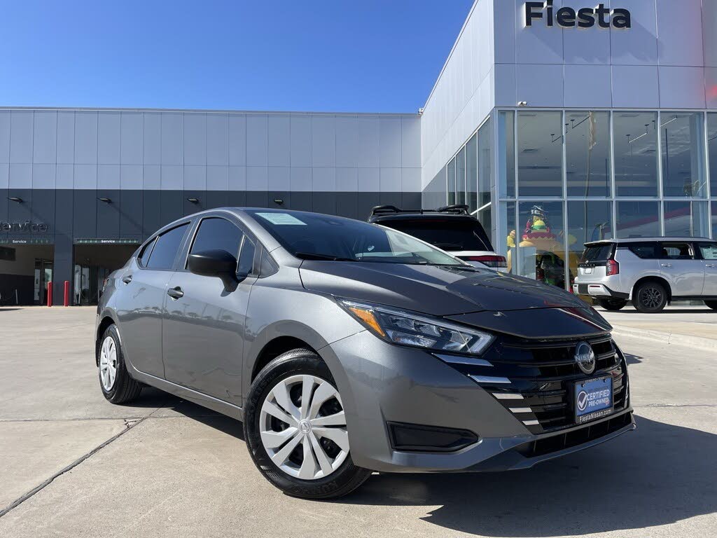 2025 Nissan Versa S FWD