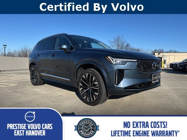 2025 Volvo XC90 B5 Plus Bright Theme 7-Passenger AWD