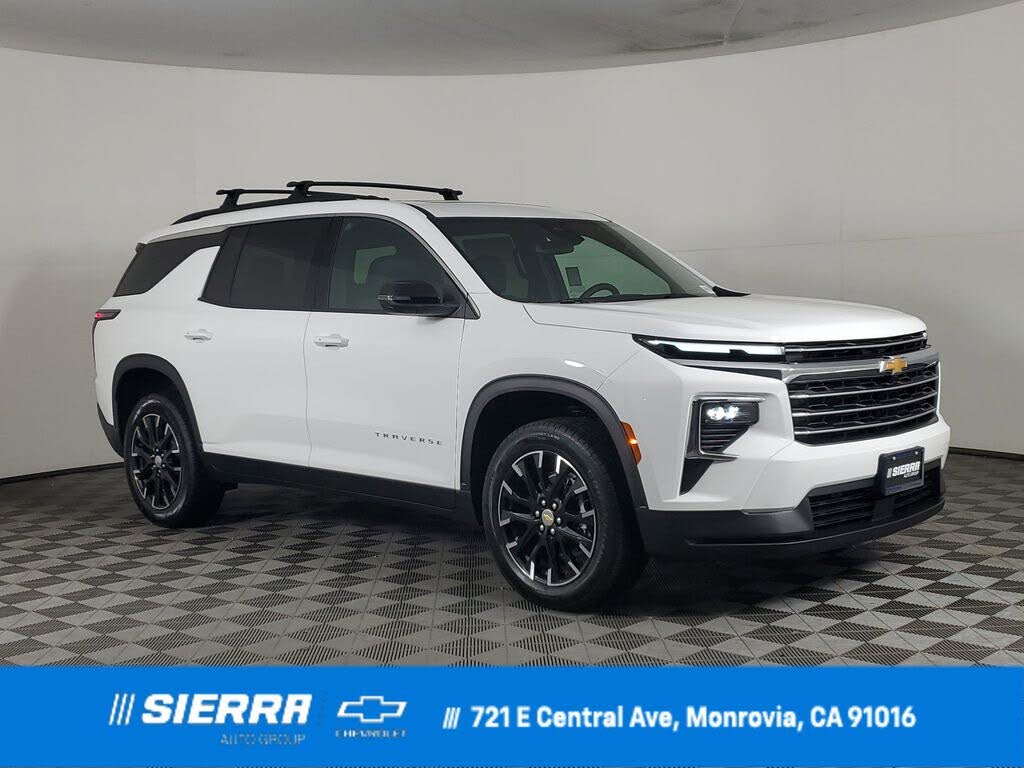2026 Chevrolet Traverse LT FWD