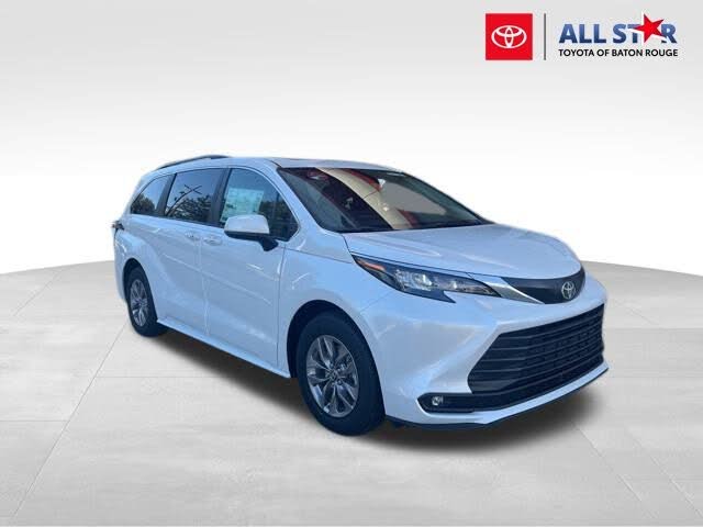 2026 Toyota Sienna XLE 7-Passenger FWD