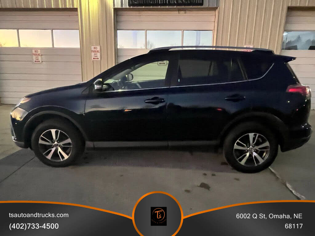 2017 Toyota RAV4 XLE AWD