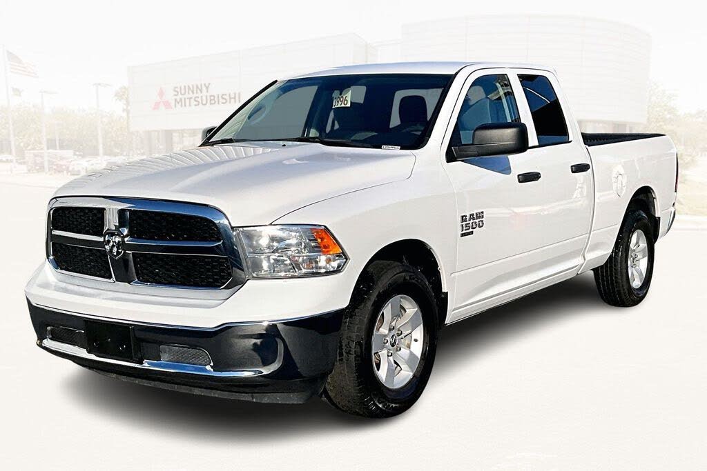 2024 RAM 1500 Classic SLT Quad Cab RWD
