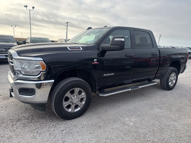 2024 RAM 2500 Big Horn Crew Cab 4WD