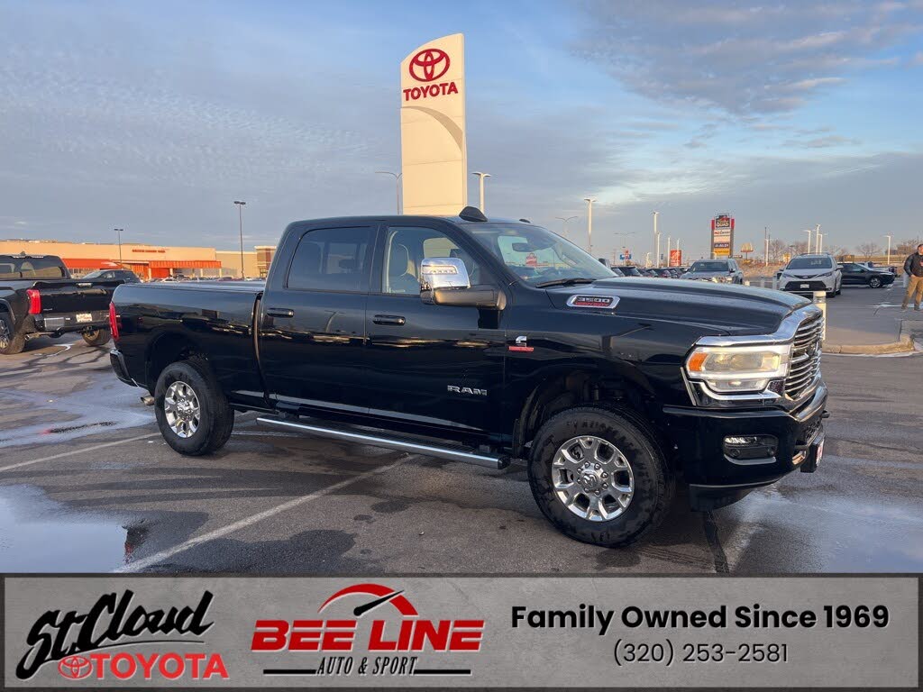 2024 RAM 3500 Laramie Crew Cab 4WD