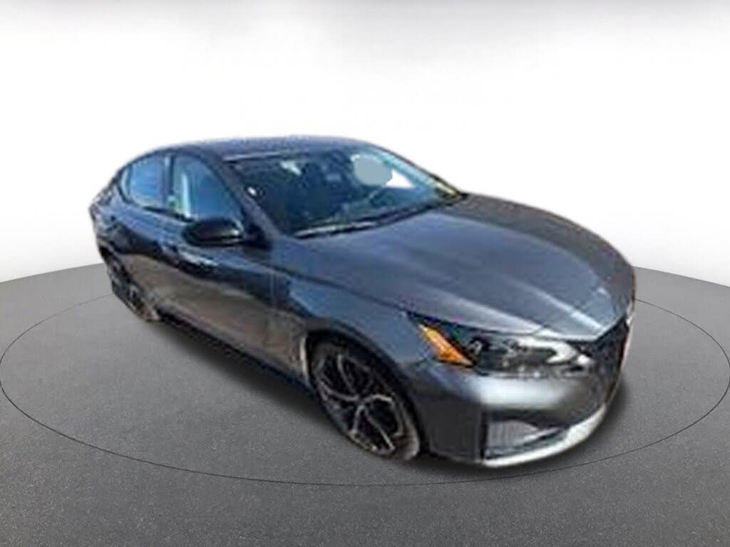 2025 Nissan Altima 2.5 SR FWD