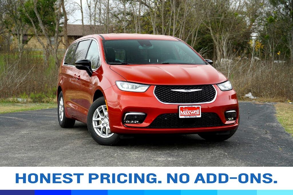 2026 Chrysler Pacifica Select FWD