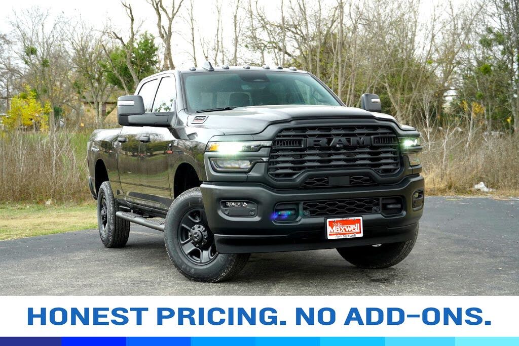 2026 RAM 2500 Tradesman Crew Cab 4WD