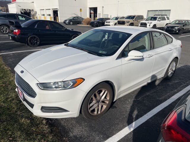 2015 Ford Fusion SE