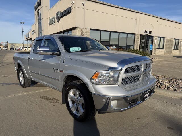 2015 RAM 1500 Outdoorsman Quad Cab 4WD