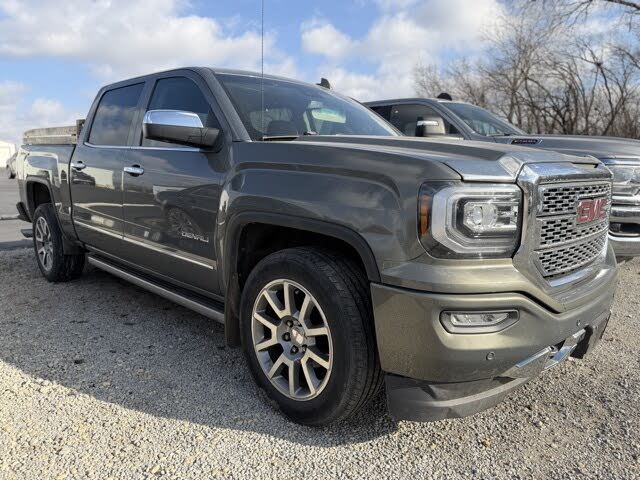 2017 GMC Sierra 1500 Denali Crew Cab 4WD