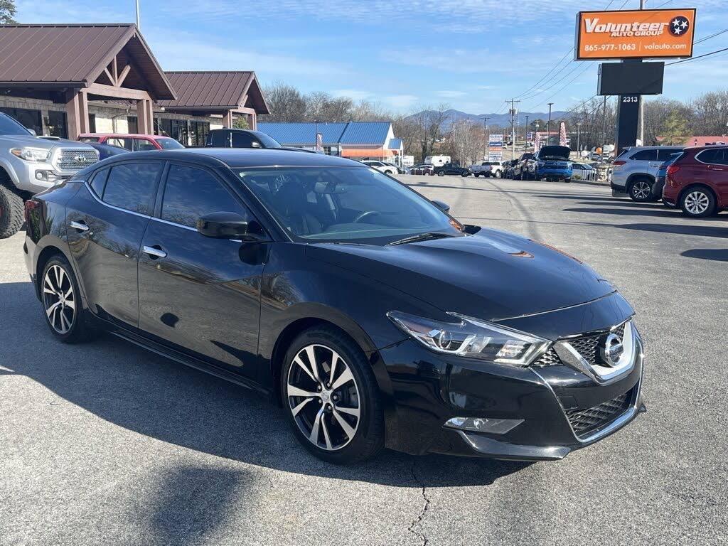 2017 Nissan Maxima S FWD