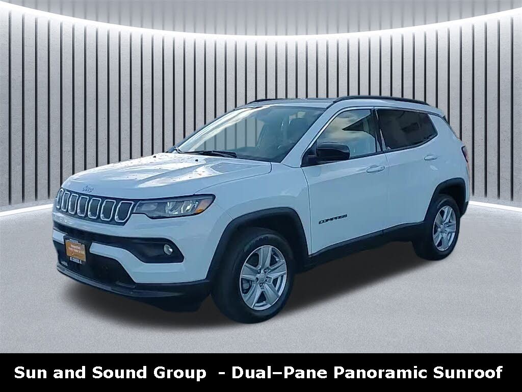 2022 Jeep Compass Latitude 4WD