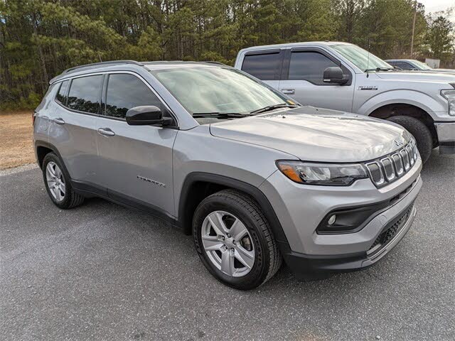2022 Jeep Compass Latitude FWD