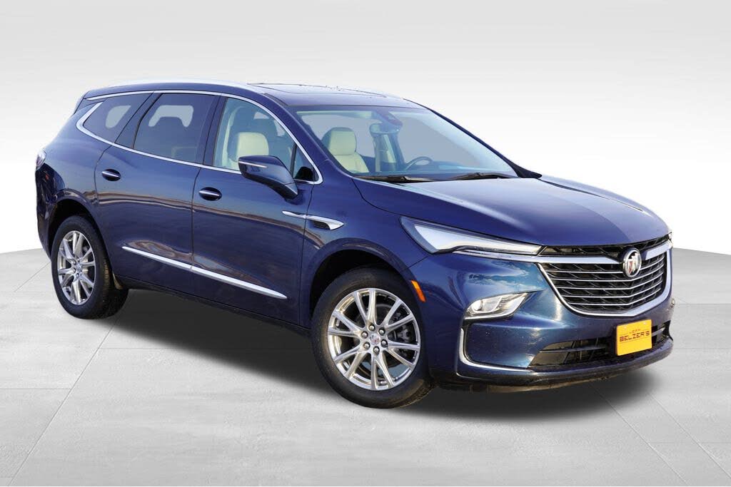 2023 Buick Enclave Essence AWD