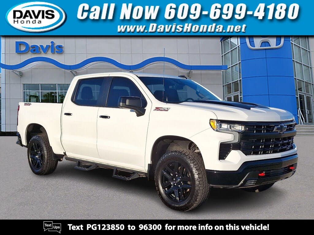 2023 Chevrolet Silverado 1500 LT Trail Boss Crew Cab 4WD