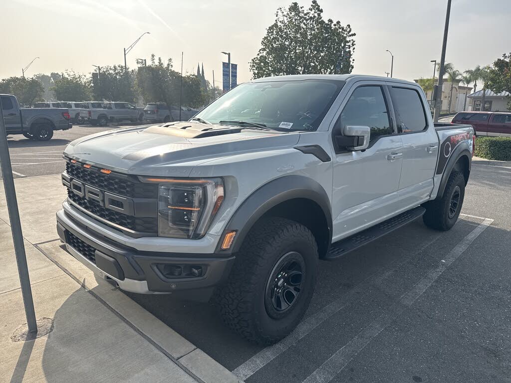 2023 Ford F-150 Raptor SuperCrew 4WD