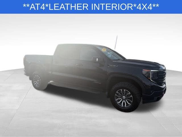2023 GMC Sierra 1500 AT4 Crew Cab 4WD