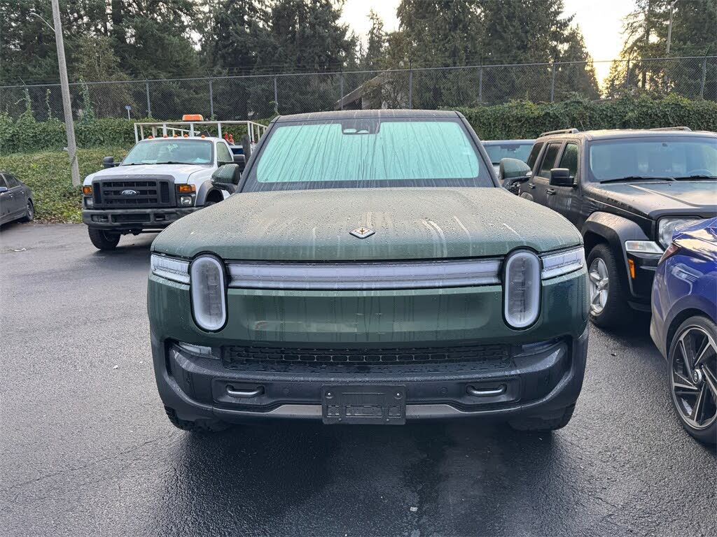 2025 Rivian R1S Adventure Dual Motor AWD