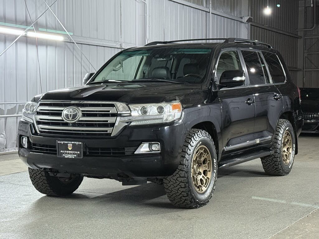 2016 Toyota Land Cruiser AWD
