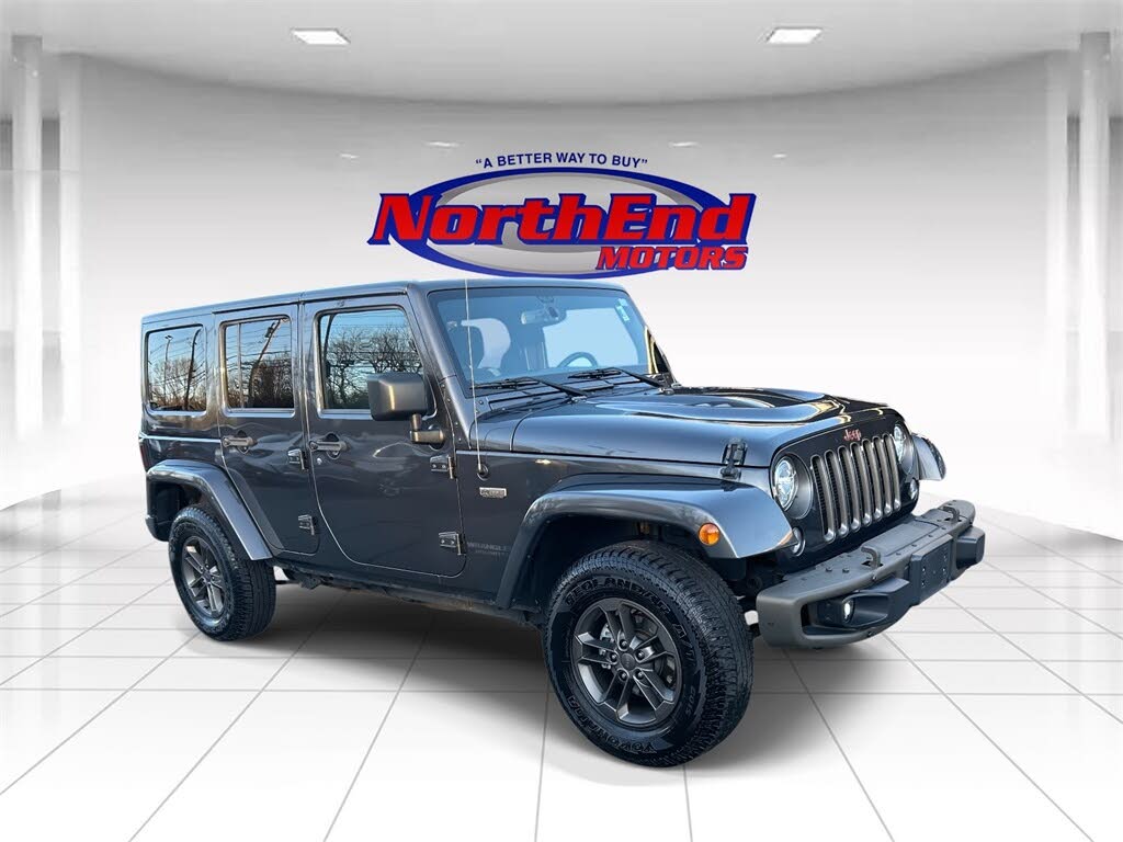 2017 Jeep Wrangler Unlimited Sahara 4WD