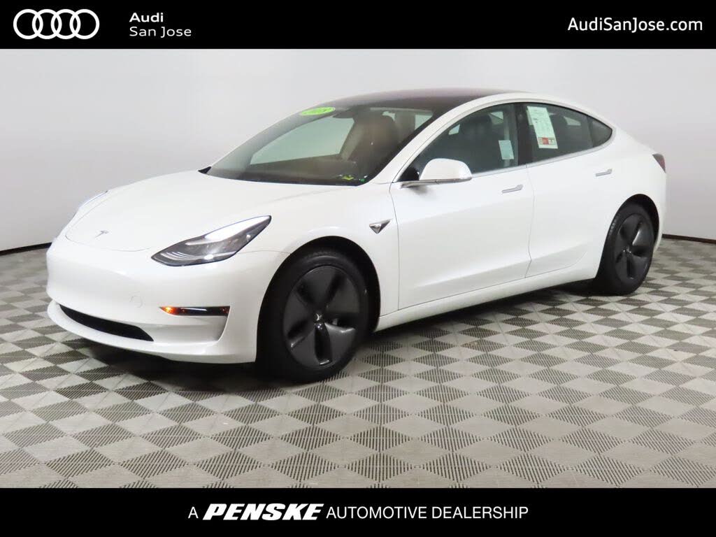 2018 Tesla Model 3 Mid Range RWD