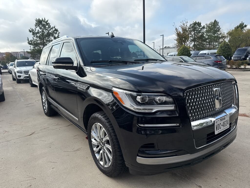 2023 Lincoln Navigator Standard RWD