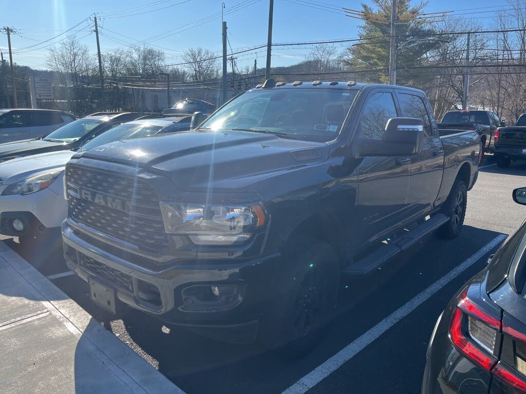 2023 RAM 2500 Big Horn Crew Cab 4WD