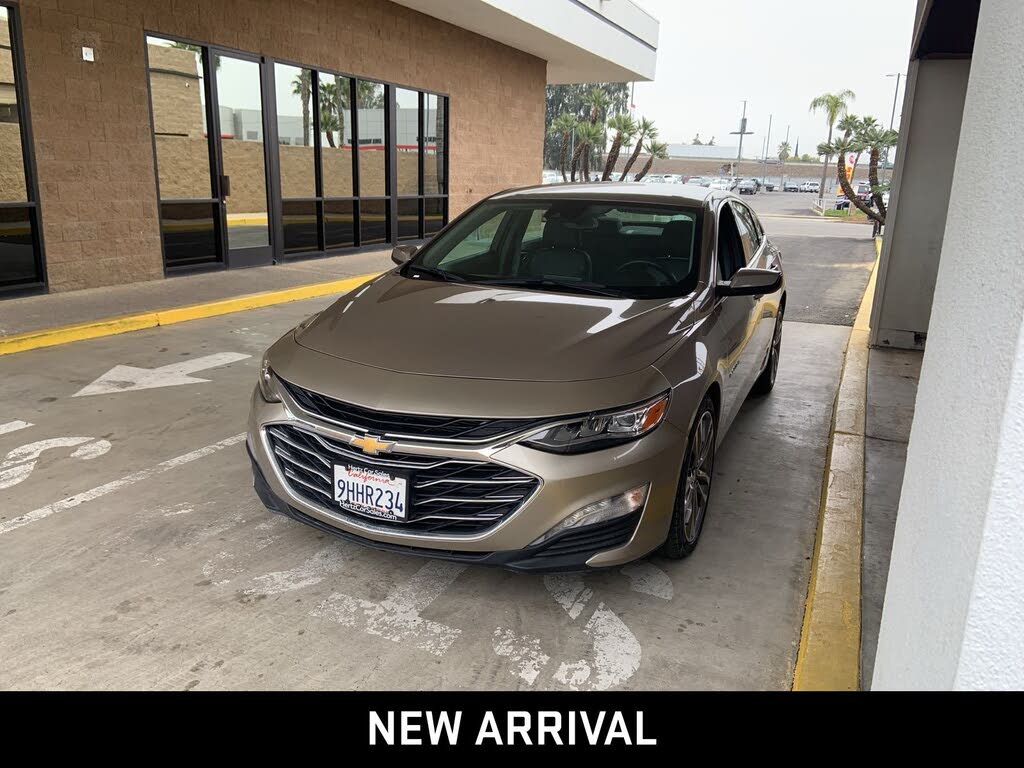 2024 Chevrolet Malibu LT with 2LT FWD