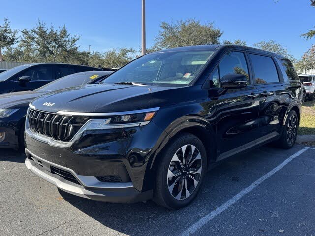 2024 Kia Carnival EX FWD